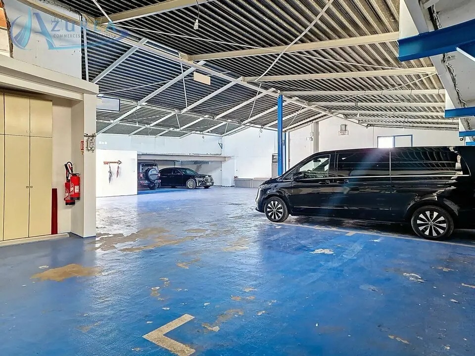 Vente Entrepôt 603 m² - Photo 1
