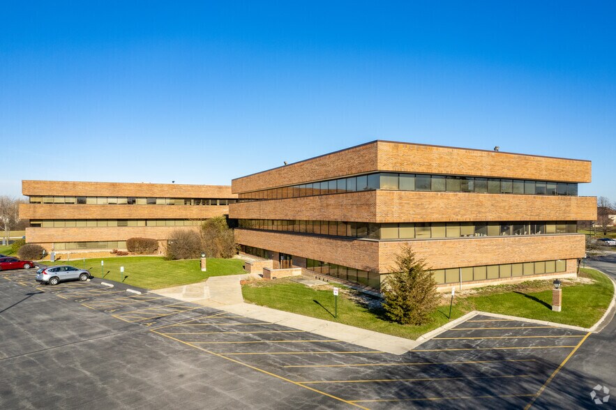 20280 Governors Dr, Olympia Fields, IL for rent - Building Photo - Image 1 of 55