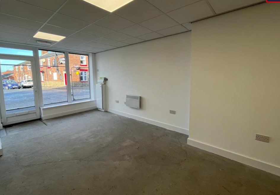 41 St Helens Rd, Leigh to rent Interior Photo- Image 1 of 2