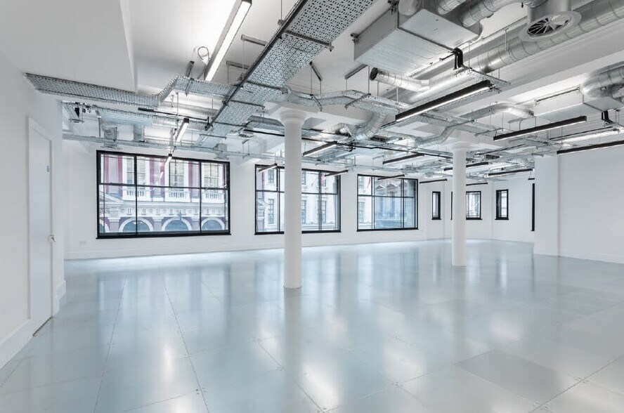 78 Cornhill, London to rent - Building Photo - Image 2 of 15