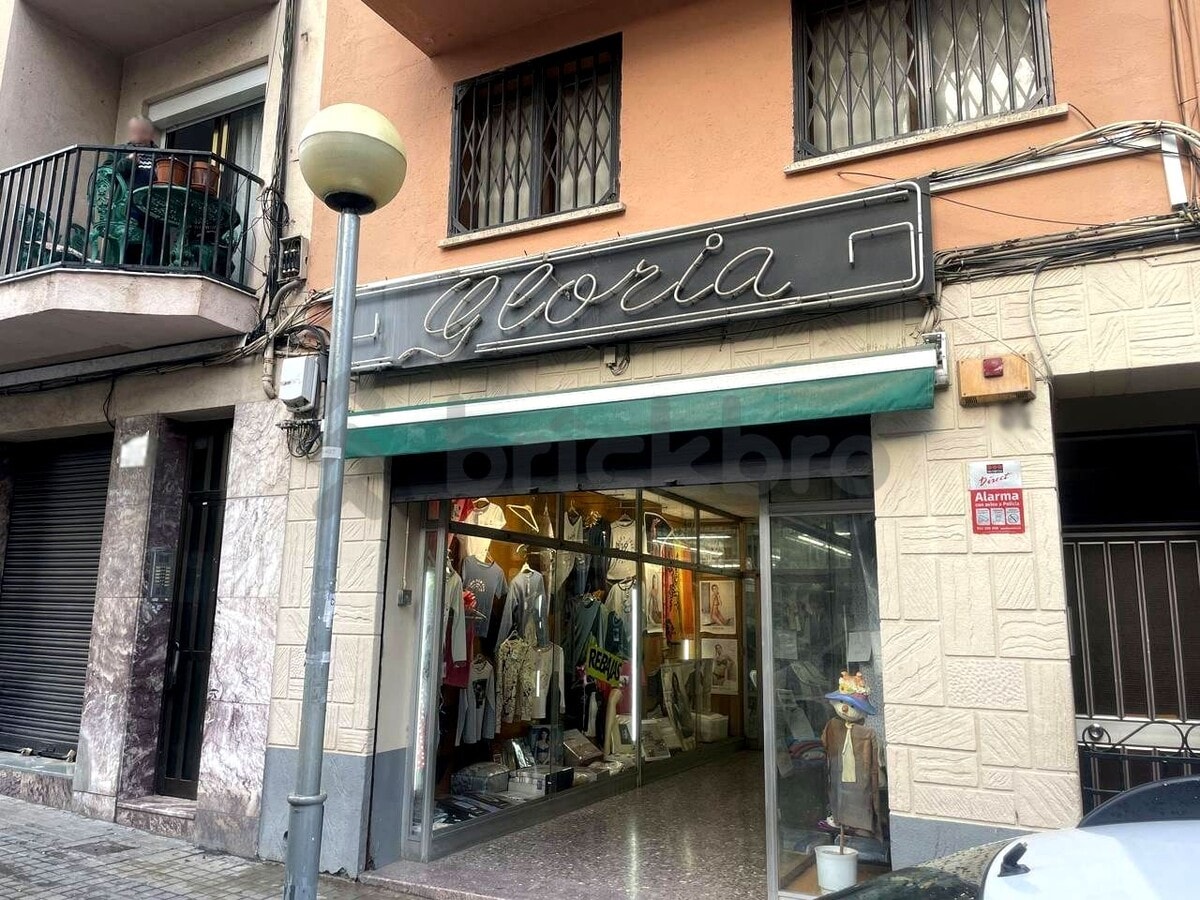 Badalona, BAR 08914 - Unit - -  - Interior Photo - Image 1 of 17