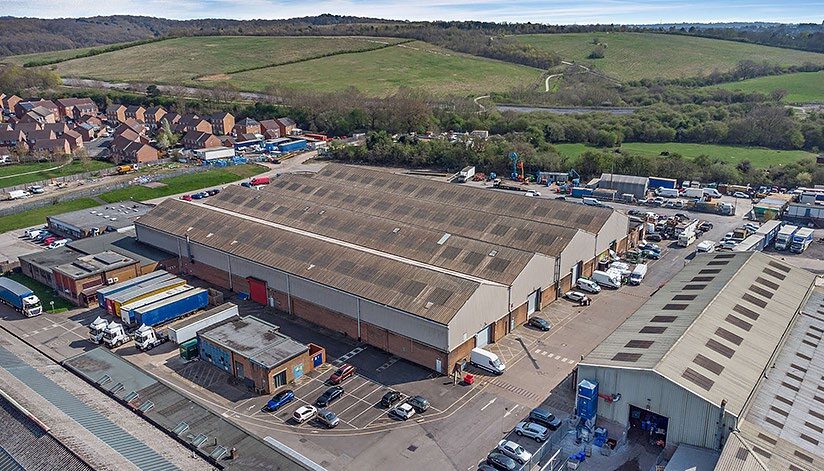 Bestwood Business Park portfolio of 7 properties for sale on LoopNet.co.uk - Building Photo - Image 3 of 13