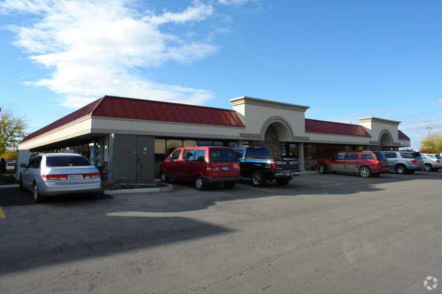 9502 W Fairview Ave, Boise, ID for rent - Primary Photo - Image 1 of 6