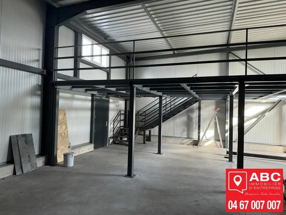 Location Local d'activités 153 m² - Photo 1