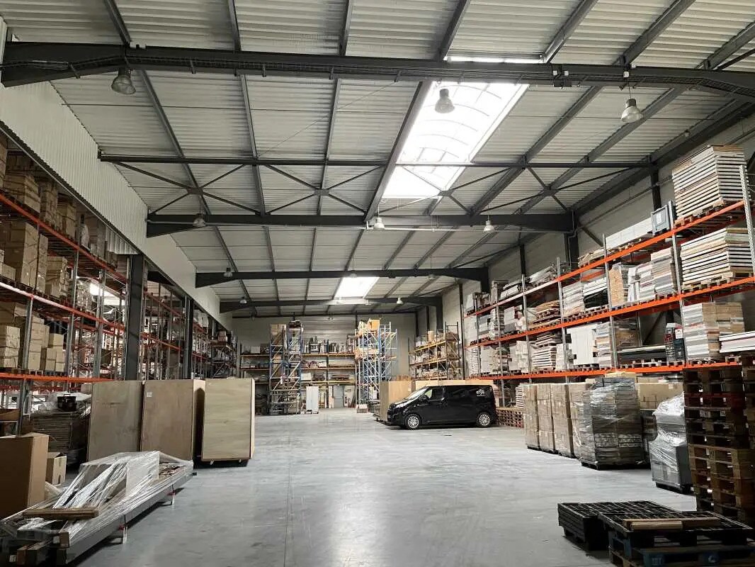 Office in Blanquefort to rent Building Photo- Image 1 of 6