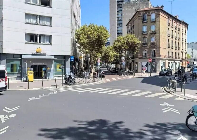 Retail in Boulogne-Billancourt to rent - Building Photo - Image 2 of 4