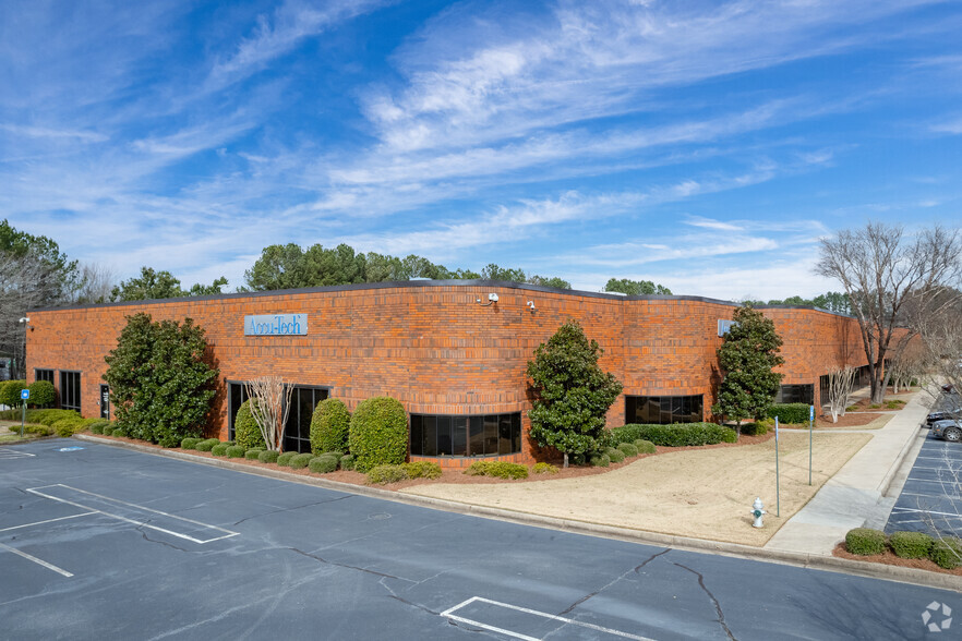 11350 Old Roswell Rd, Alpharetta, GA for sale - Building Photo - Image 1 of 1