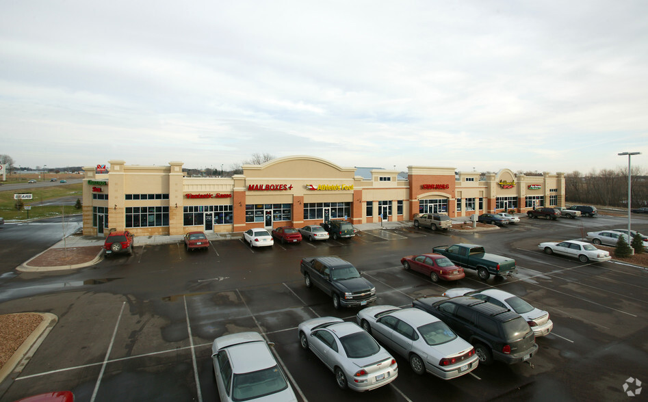 1870 2nd Ave SE, Cambridge, MN for rent - Building Photo - Image 1 of 8