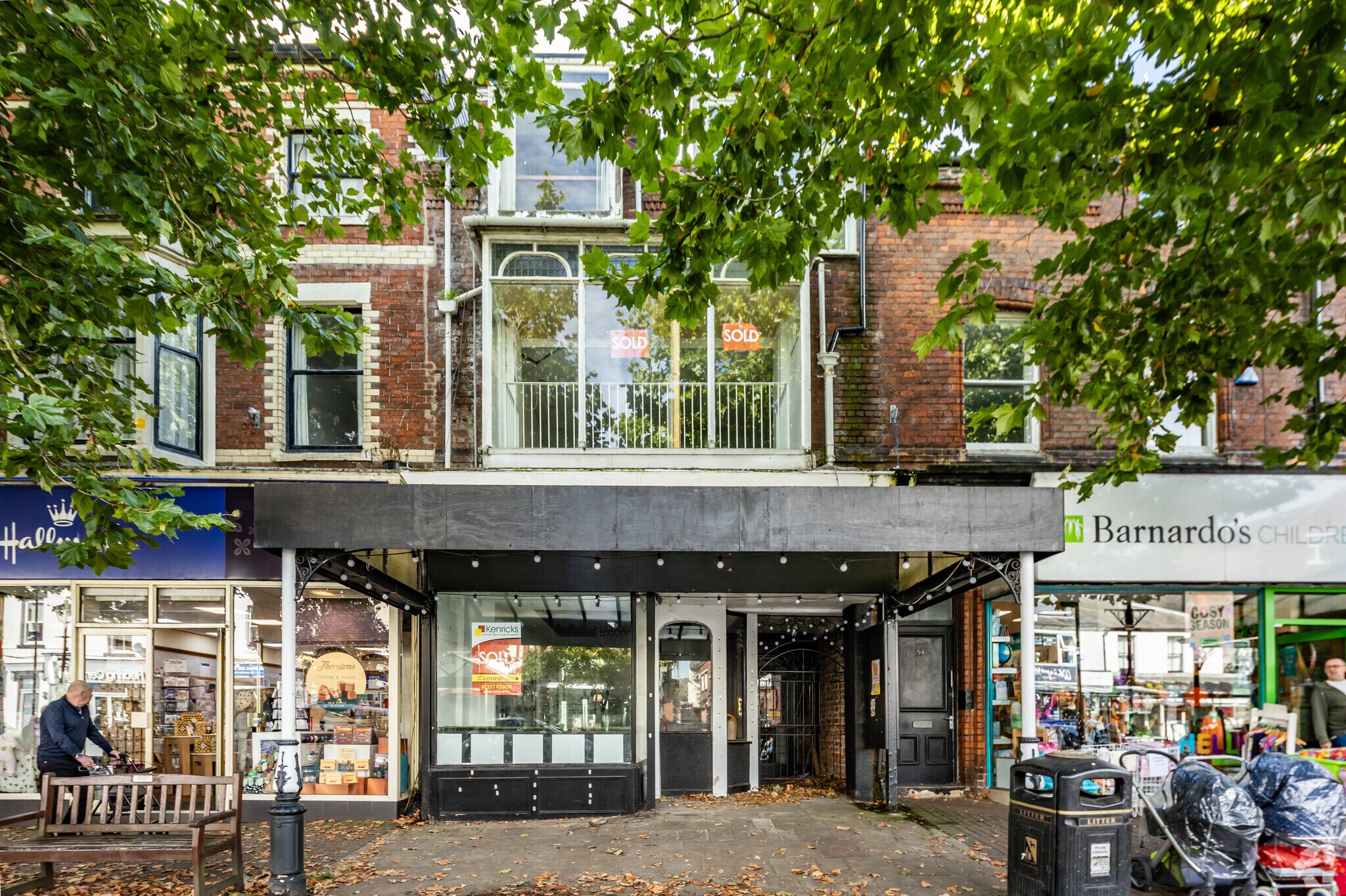 52 Clifton St, Lytham St Annes for sale Primary Photo- Image 1 of 1