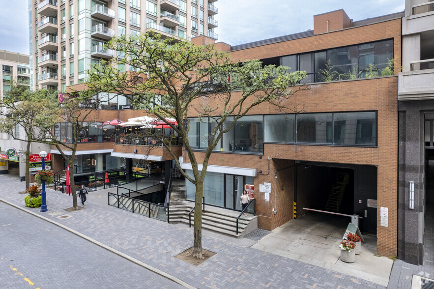 70 Yorkville Ave, Toronto, ON for rent - Building Photo - Image 2 of 8