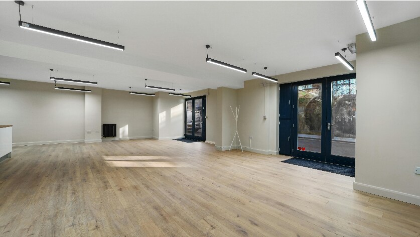 6-12 Waterson St, London to rent Interior Photo- Image 1 of 10
