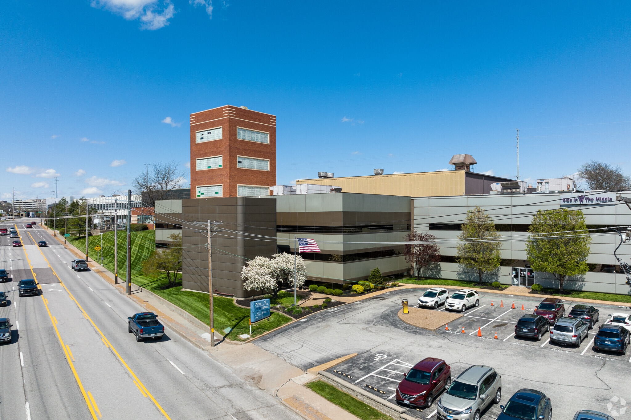 2600-2650 S Hanley Rd, Brentwood, MO to rent Building Photo- Image 1 of 5