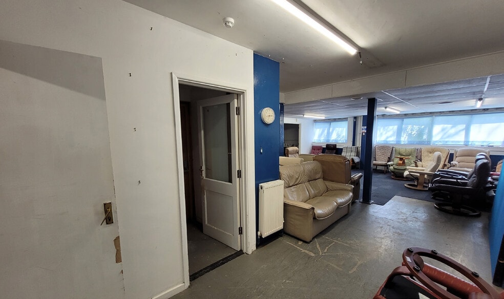 Edison Rd, St Ives for sale - Interior Photo - Image 3 of 10