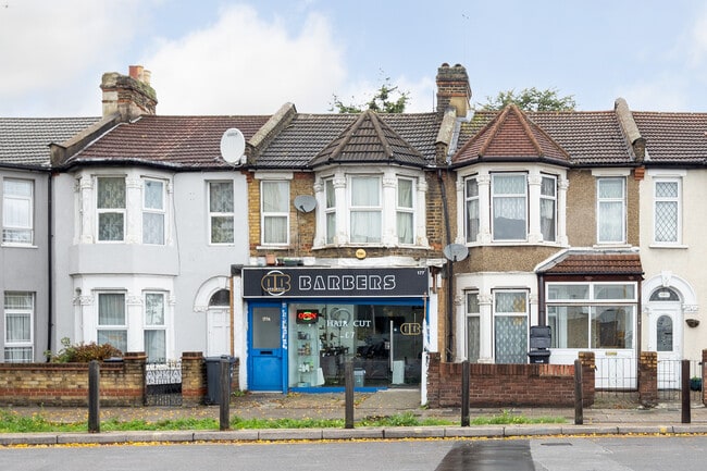 More details for 177 Ley St, Ilford - Retail for Sale