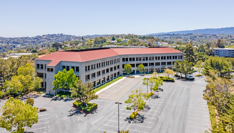 2855 Campus Dr, San Mateo, CA for rent - Building Photo - Image 3 of 4