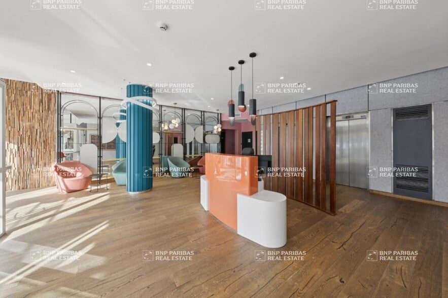 Office in Marseille to rent - Interior Photo - Image 3 of 17