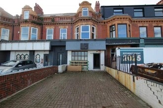 12-17 East Parade, Whitley Bay to rent Building Photo- Image 1 of 3