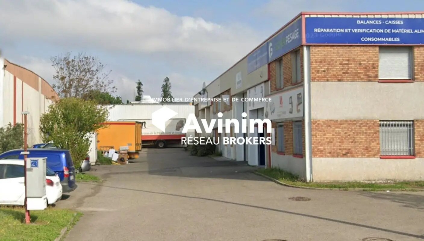 Light Industrial in Corbas to rent Building Photo- Image 1 of 2