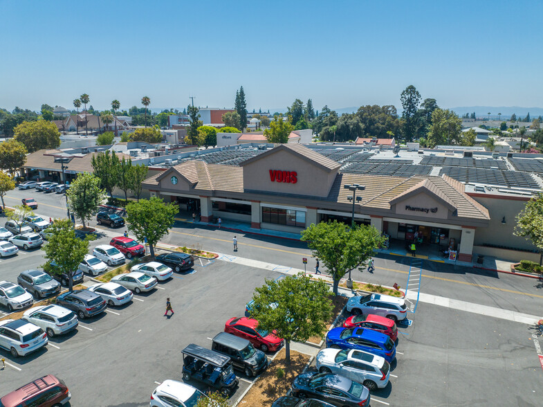 170-186 W Foothill Blvd, Monrovia, CA for sale - Primary Photo - Image 1 of 23