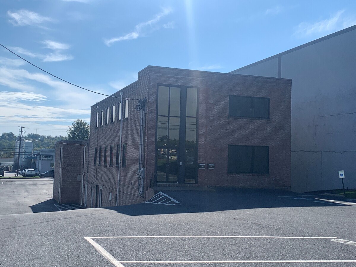 2741 Paxton St, Harrisburg 17111 27412771 Paxton Street UK