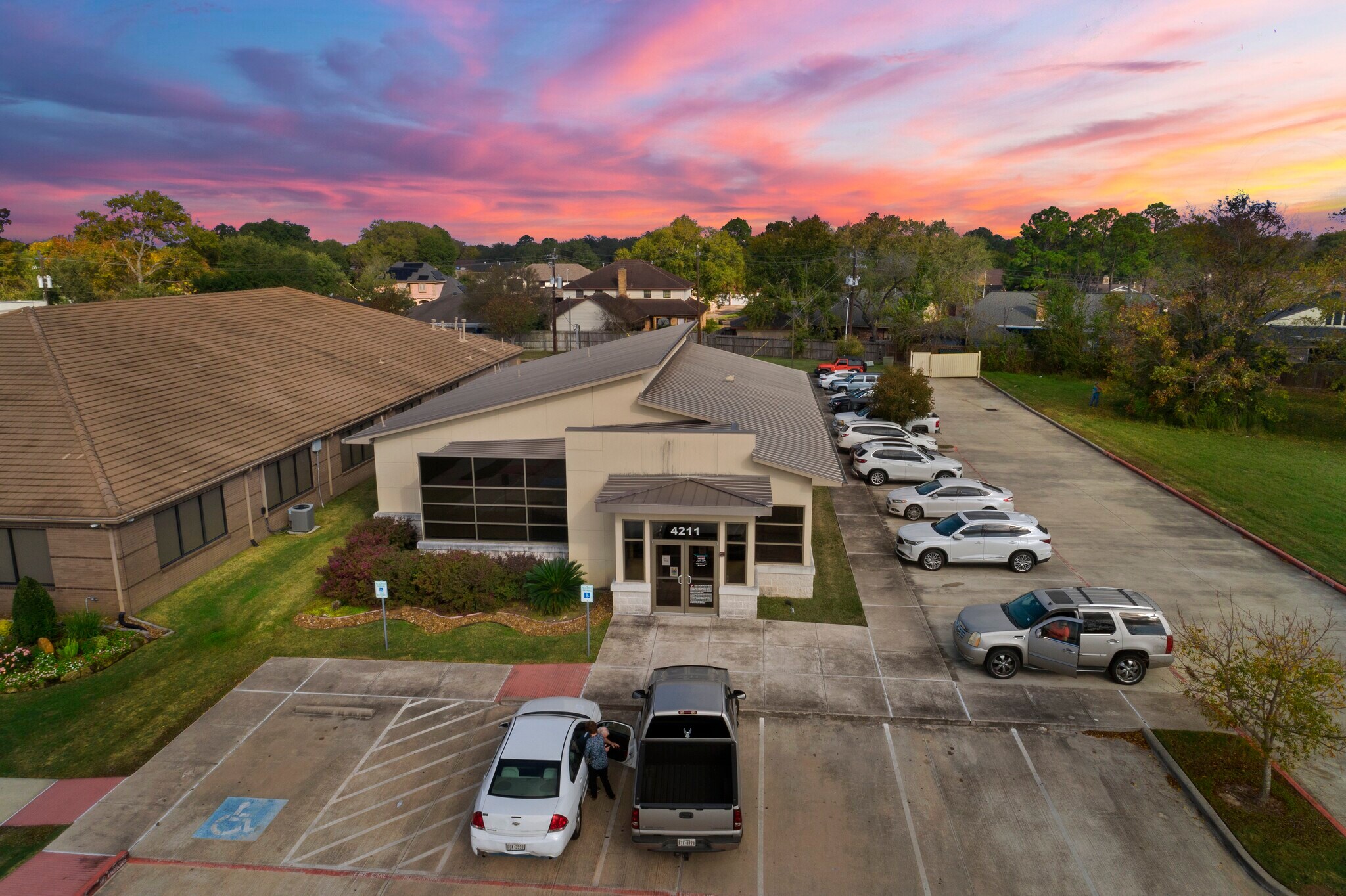 4211 Fairmont Pky, Pasadena 77504 4211 Fairmont Parkway