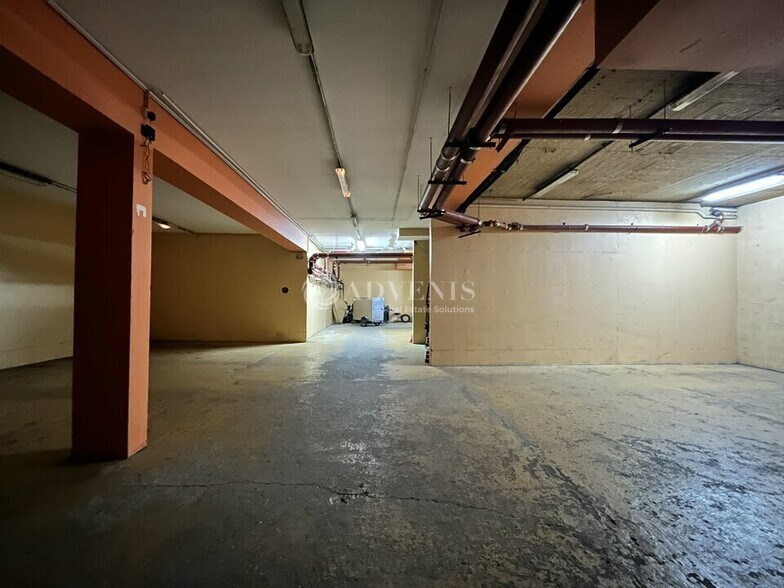 3 Rue Pierre Curie, Courbevoie for sale - Building Photo - Image 3 of 14