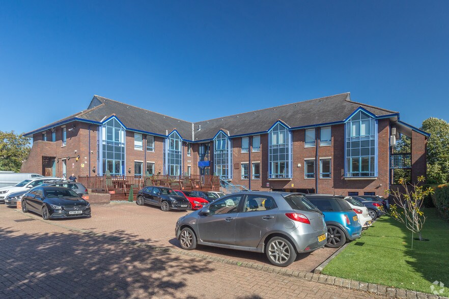 134 Hatfield Rd, St Albans for sale - Primary Photo - Image 1 of 1