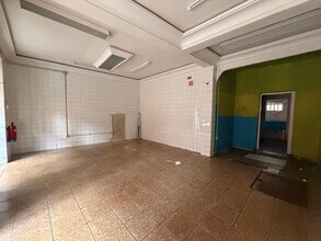 Retail in Ávila, Ávila to rent Interior Photo- Image 2 of 8