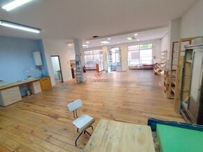 Retail in Cuenca, Cuenca to rent Interior Photo- Image 2 of 7