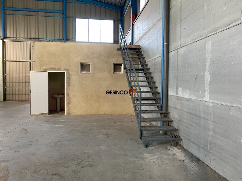 Industrial in Ontinyent, Valencia to rent - Interior Photo - Image 3 of 12