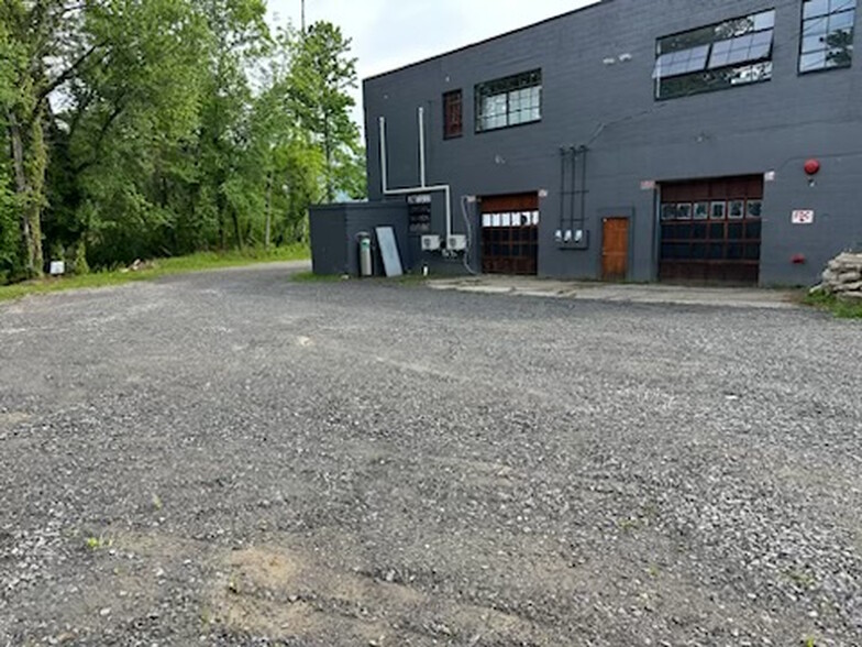 1940 S Main St, Waynesville, NC for rent - Building Photo - Image 2 of 5