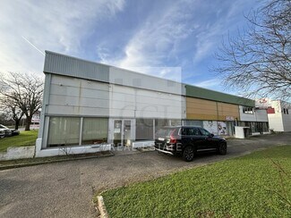 More details for 5 Rue Du Mont-Blanc, Corbas - Retail to Rent