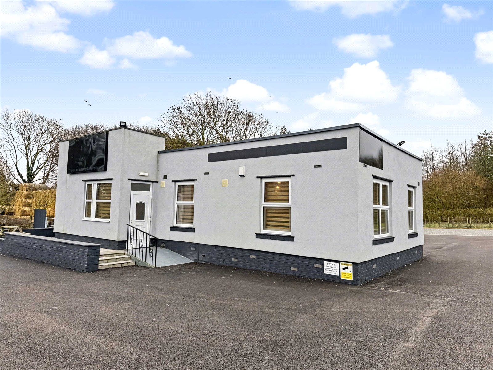 2 Sands Ln, North Frodingham for sale Primary Photo- Image 1 of 13