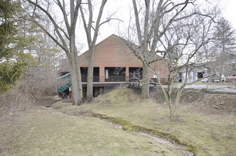 4588 Kenny Rd, Columbus, OH for sale Building Photo- Image 1 of 1