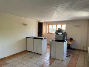 Sandy Cross Ln, Heathfield to rent Interior Photo- Image 2 of 4