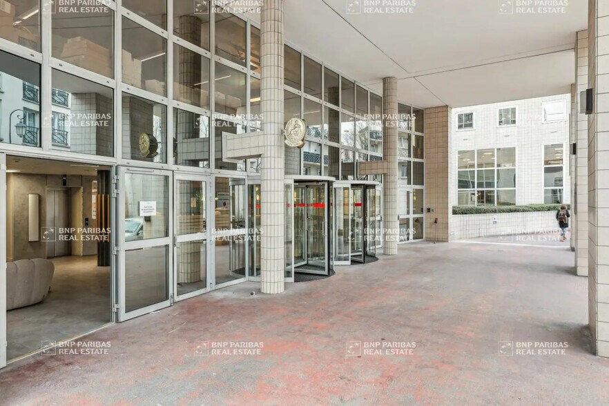 2 Rue Maurice Hartmann, Issy-les-Moulineaux to rent - Building Photo - Image 3 of 16