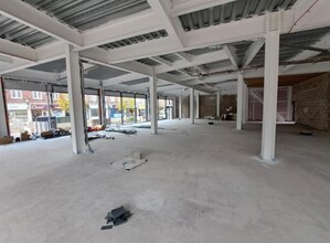 2 Cleveland St, Wolverhampton to rent Interior Photo- Image 2 of 2