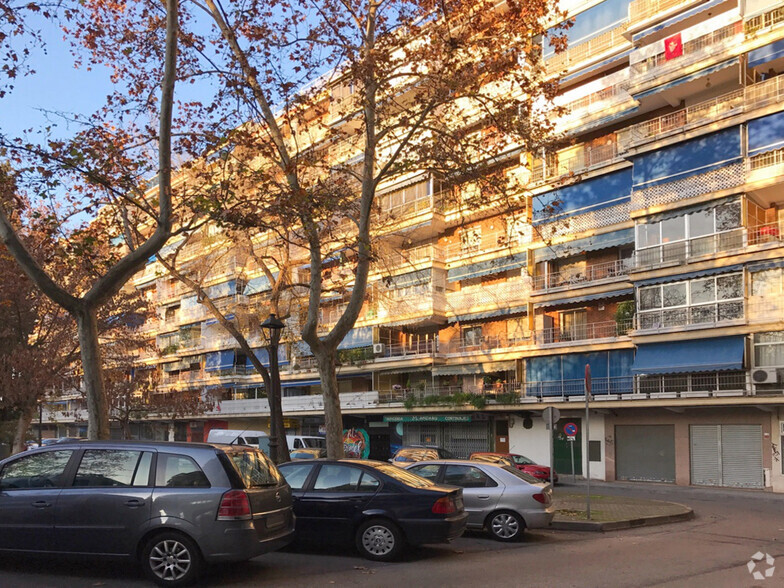 Calle Niza, 4, Móstoles, Madrid for sale - Building Photo - Image 1 of 2