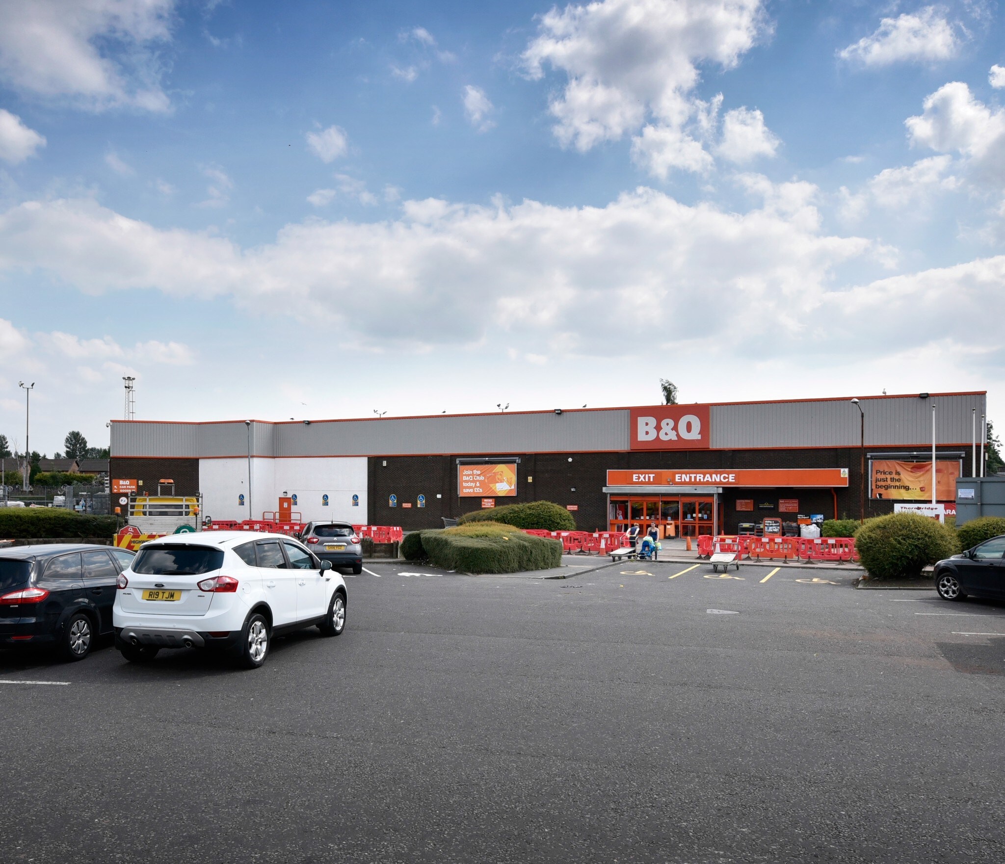 Bellshill Rd, Motherwell for sale Primary Photo- Image 1 of 1