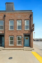 437 SW B St, Bentonville, AR for rent Building Photo- Image 1 of 20