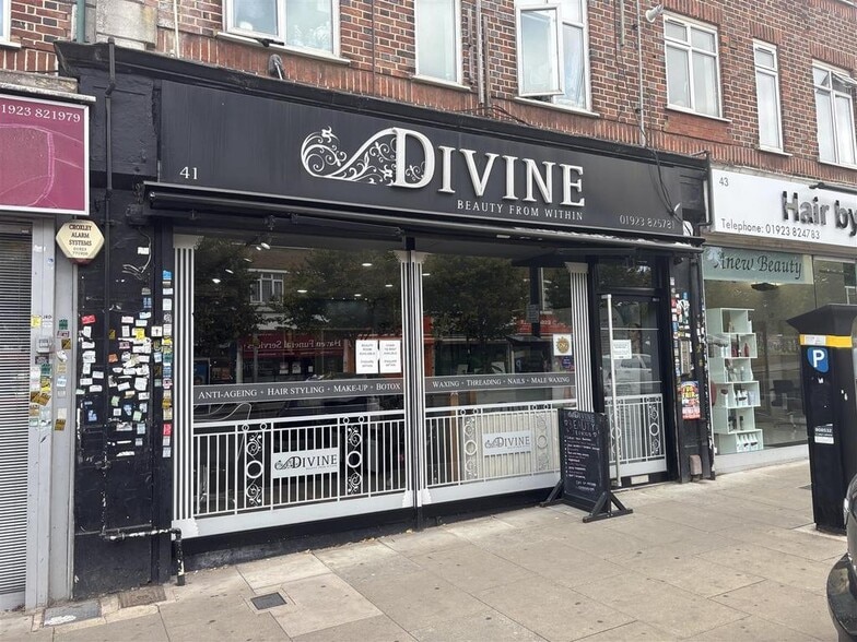 Joel St, Northwood to rent - Building Photo - Image 2 of 10