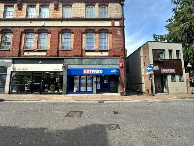 7-11 Trinity St, Worcester to rent Building Photo- Image 1 of 7