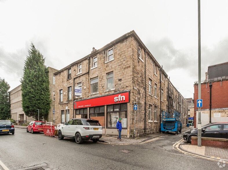 3-5 Red Lion St, Burnley for sale - Primary Photo - Image 1 of 1