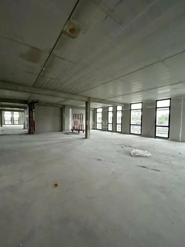 Vente Bureaux 59 m² - Photo 1