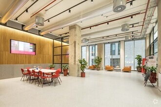 103-105 Bunhill Row, London to rent Lobby- Image 1 of 4