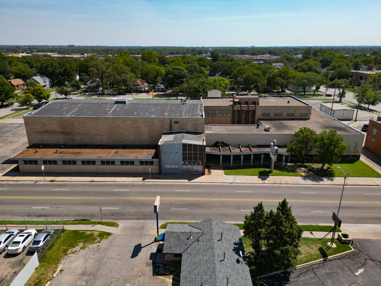 1130 S. Broadway, Wichita, KS for sale - Building Photo - Image 3 of 32