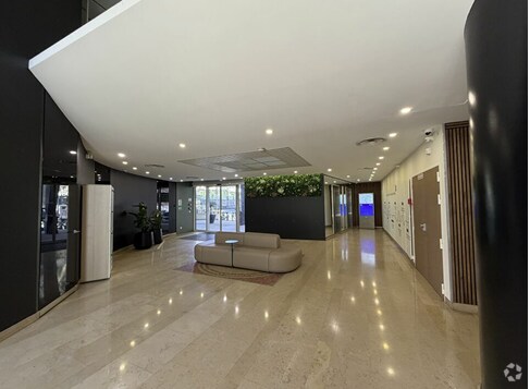 109 Boulevard De La Bataille De Stalingrad, Villeurbanne to rent Interior Photo- Image 1 of 23