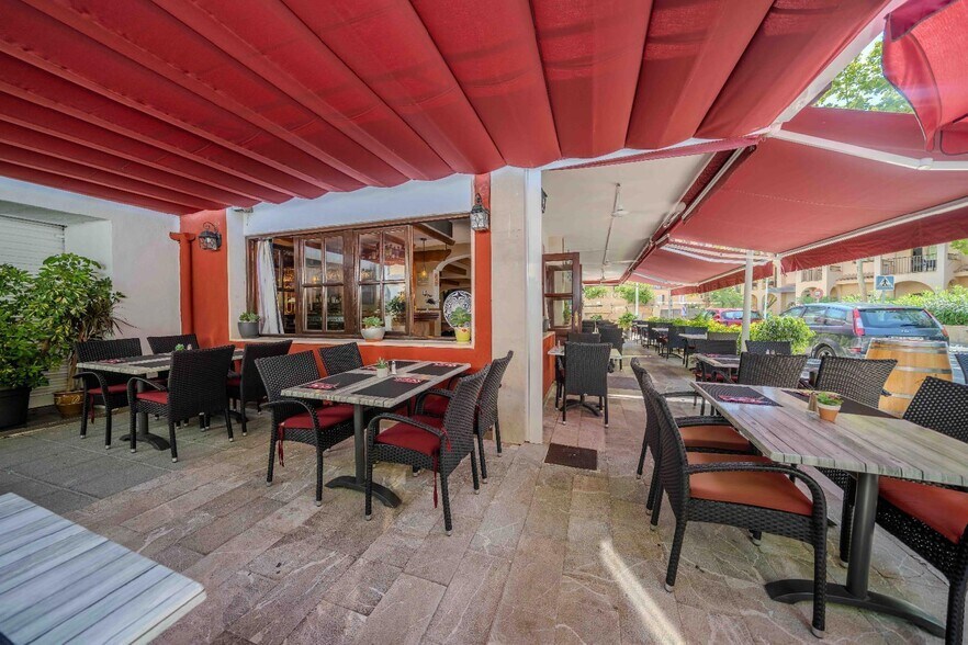 Retail in Calvià, Islas Baleares for sale - Building Photo - Image 1 of 51