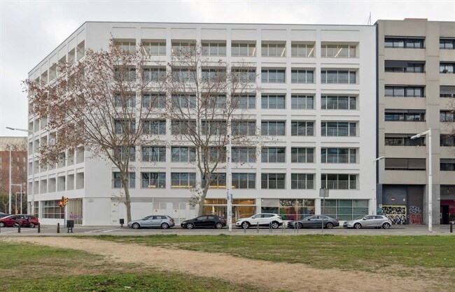 Carrer de Ramon Turró, 27-29, Barcelona, Barcelona to rent Building Photo- Image 1 of 8