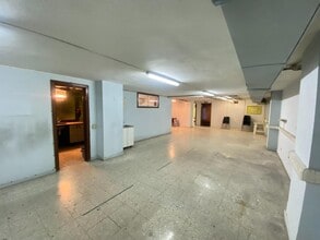 Office in Madrid, Madrid to rent Interior Photo- Image 1 of 12